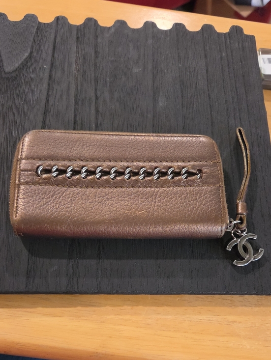 CHANEL Handbags - CHANEL Metallic Brown Leather Zip Wallet & Card Holder with CC Charm